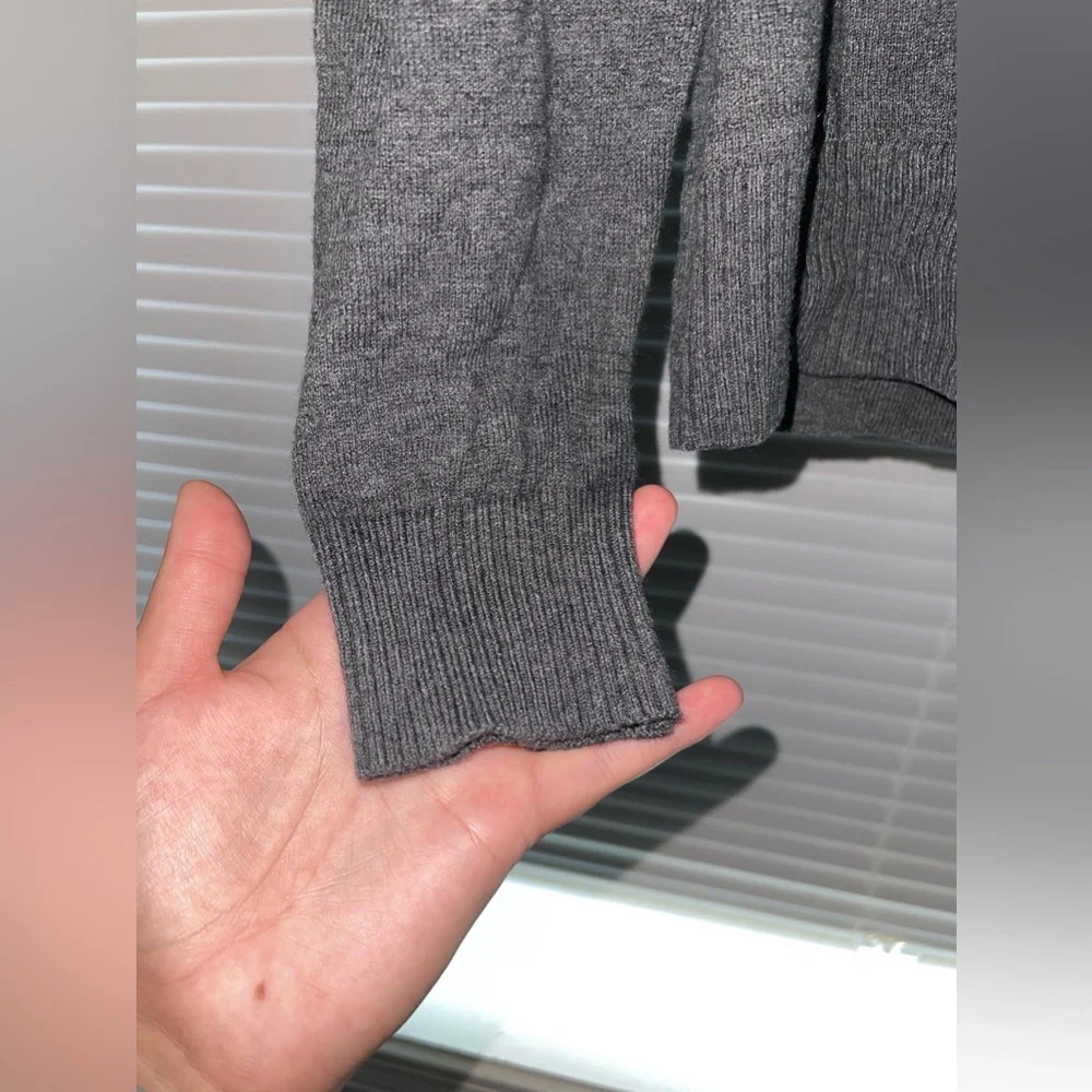 Cardigan - Picture 3 of 3